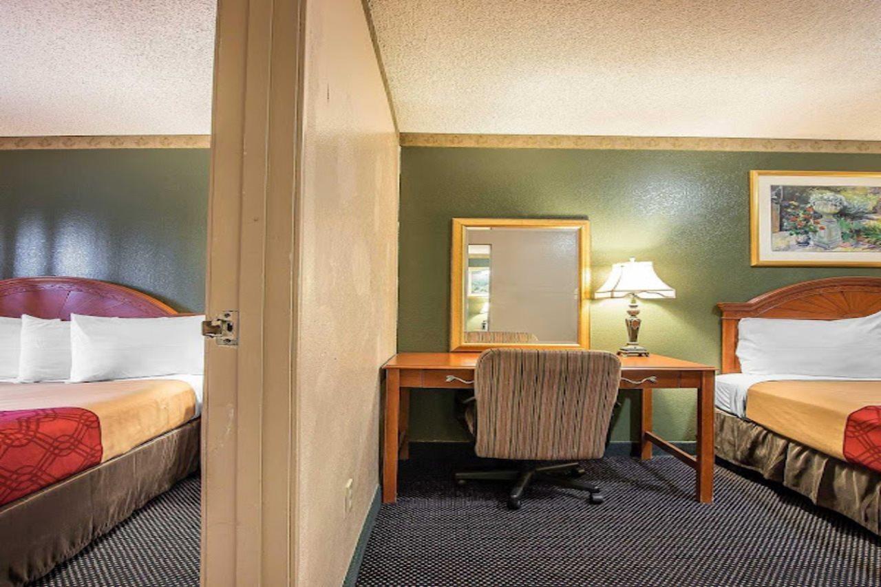 Econo Lodge Anaheim North Exteriér fotografie