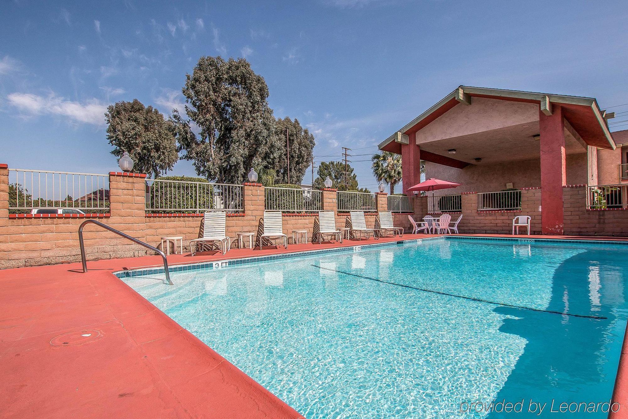 Econo Lodge Anaheim North Exteriér fotografie
