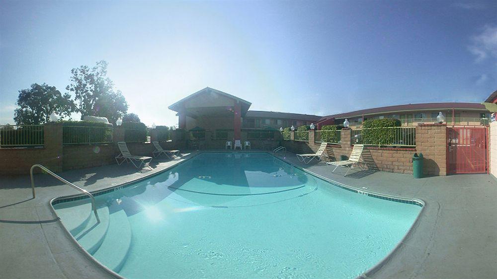 Econo Lodge Anaheim North Exteriér fotografie