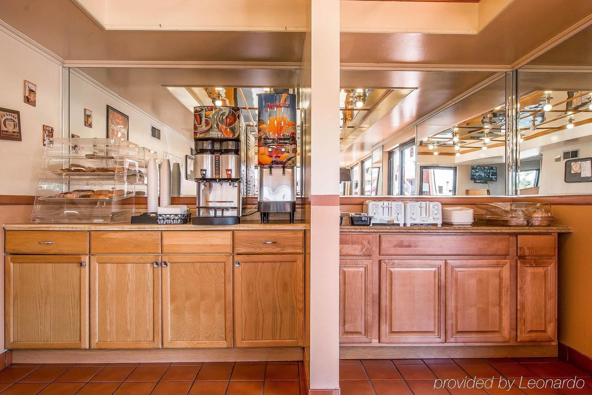 Econo Lodge Anaheim North Exteriér fotografie
