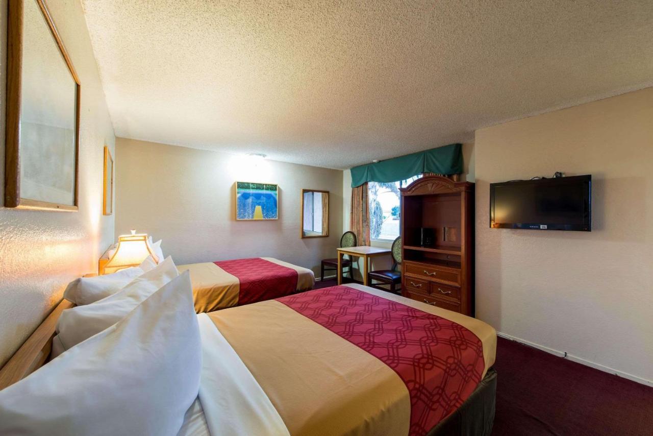 Econo Lodge Anaheim North Exteriér fotografie